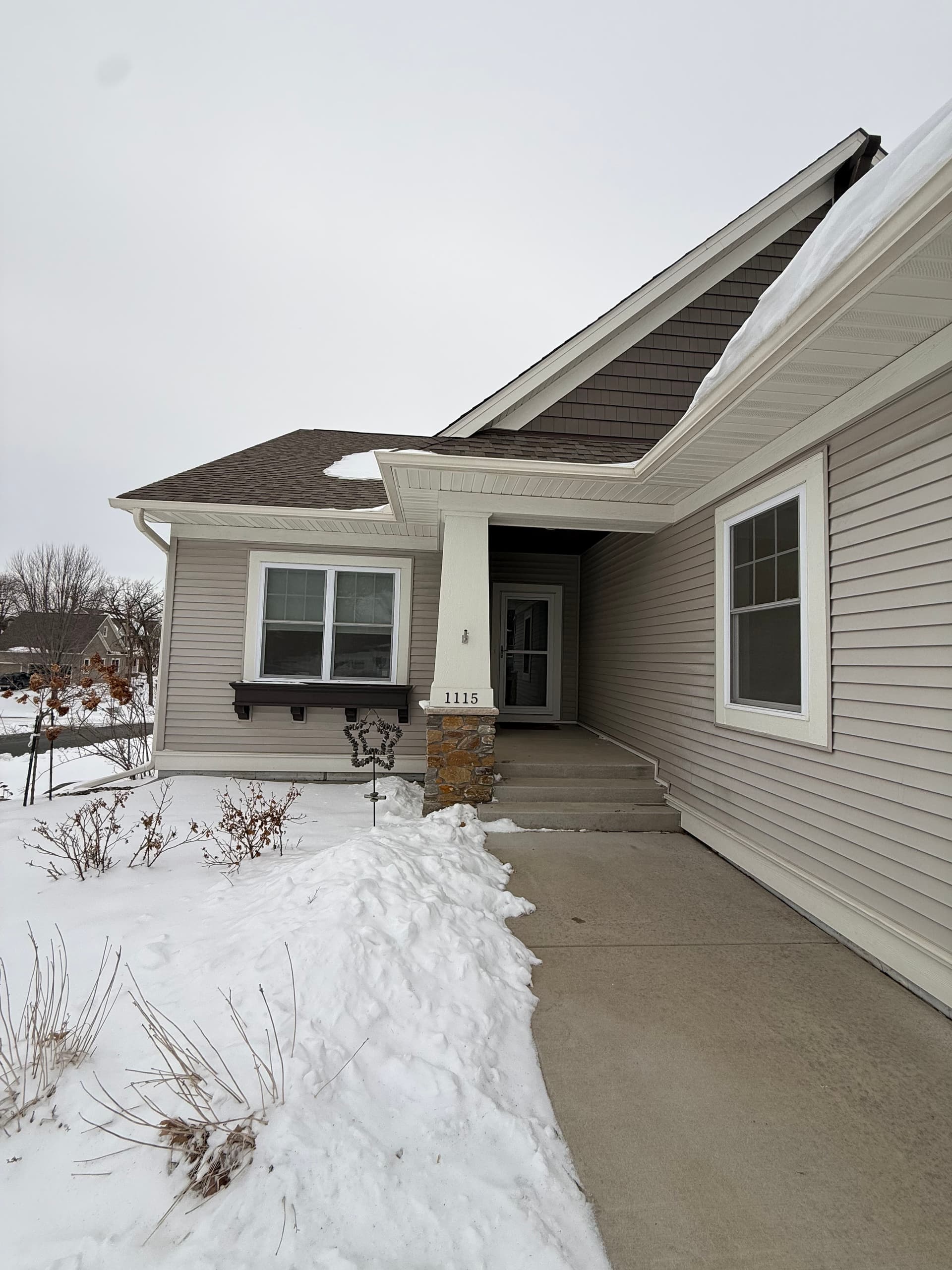 Gallery photos for Fresh Trim Paint Changes Everything on This Home Exterior: Image #1