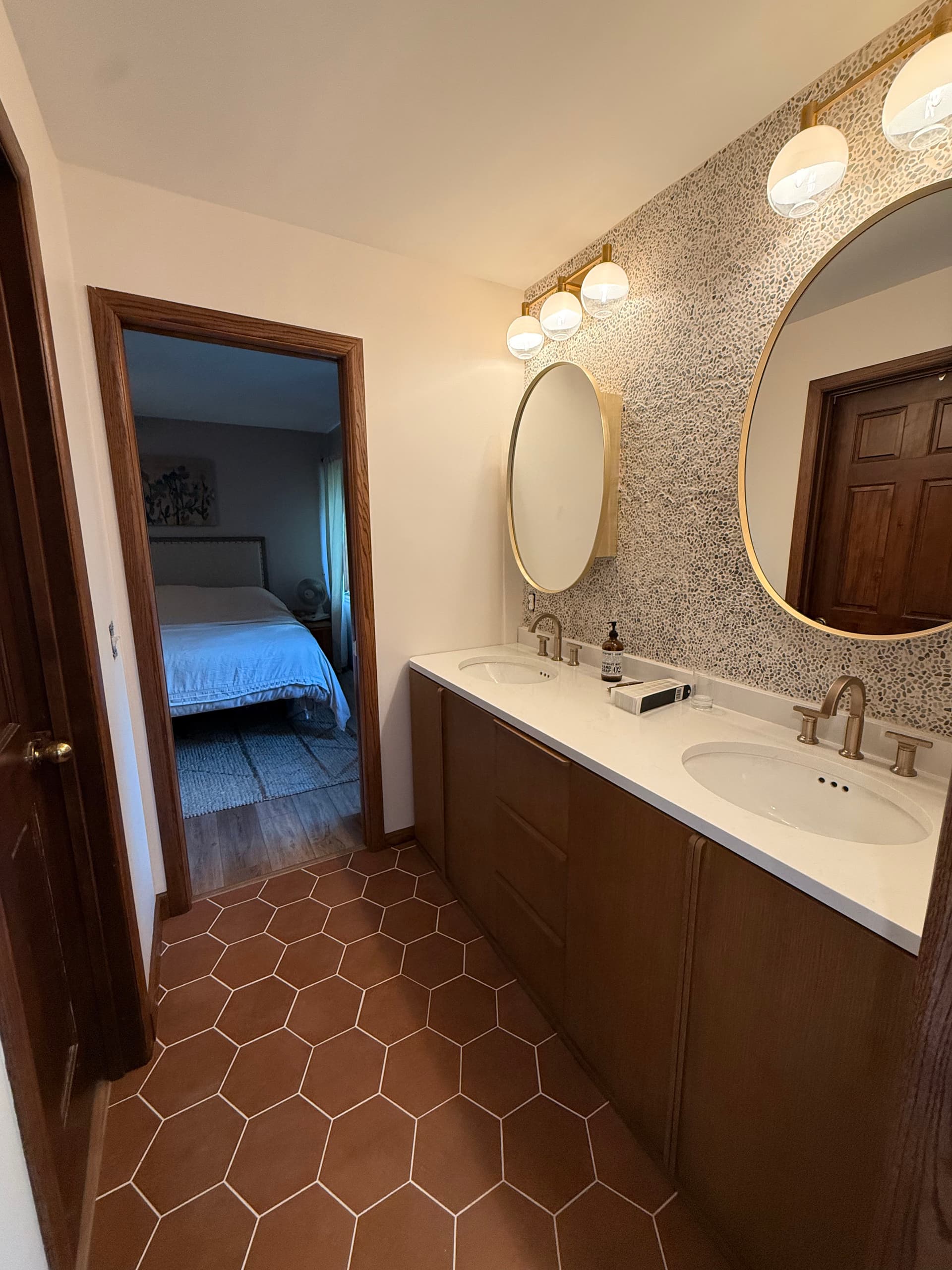Gallery photos for Custom Bathroom Remodel Paint and Stain Finish Done Right: Image #3